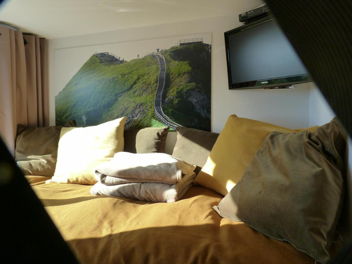 Aux 500 Diables Eco Lodge - Hotel Chambon-sur-Lac Exterior foto