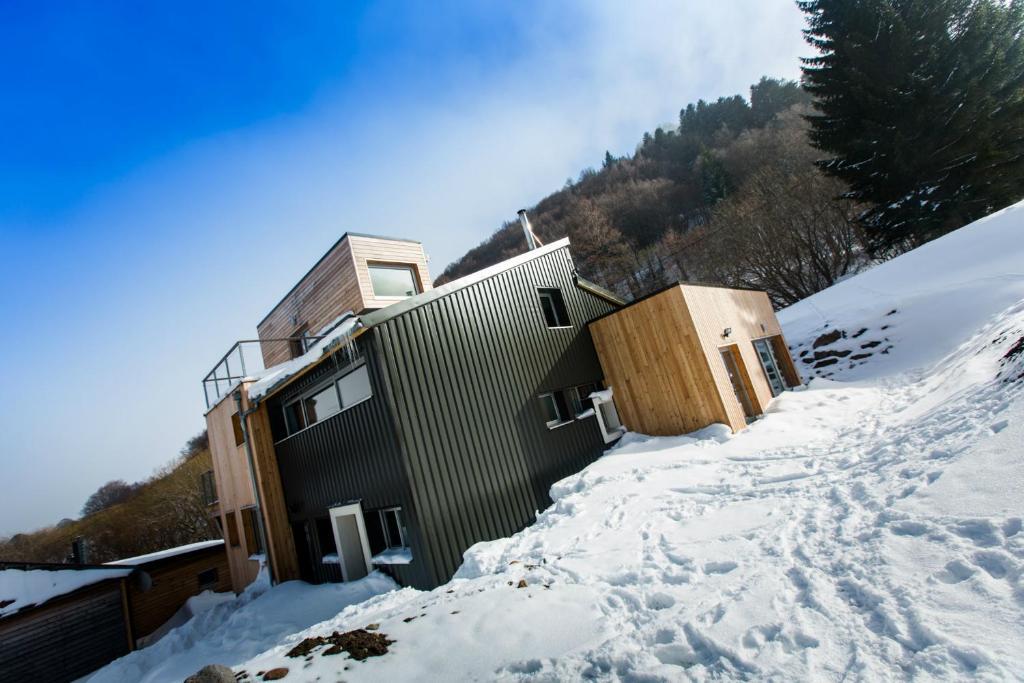 Aux 500 Diables Eco Lodge - Hotel Chambon-sur-Lac Exterior foto